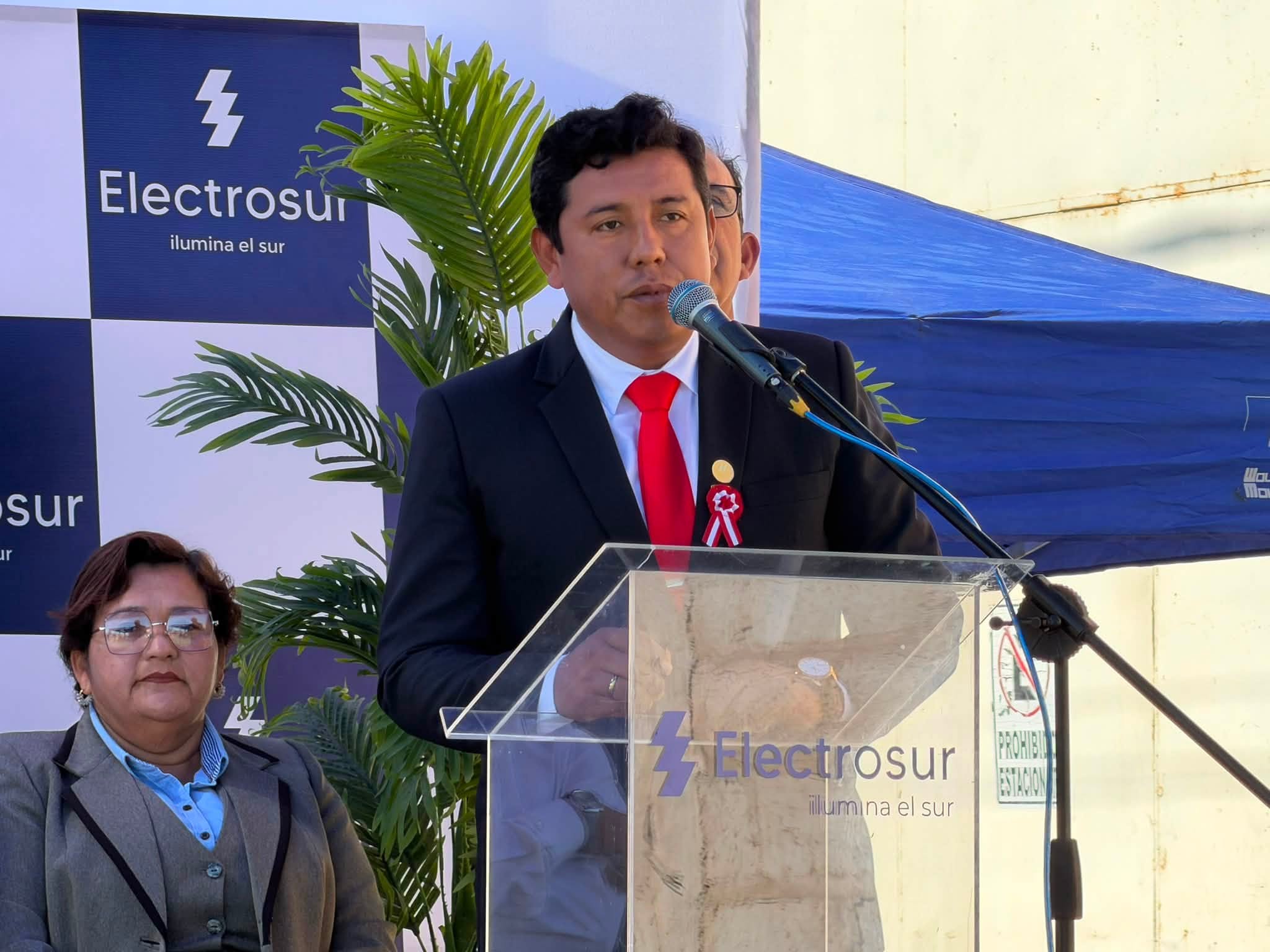 Dirección Regional de Energía y Minas (DREM), participó en la ceremonia de inauguración de la obra Mejoramiento de Redes Electricas en Ilo