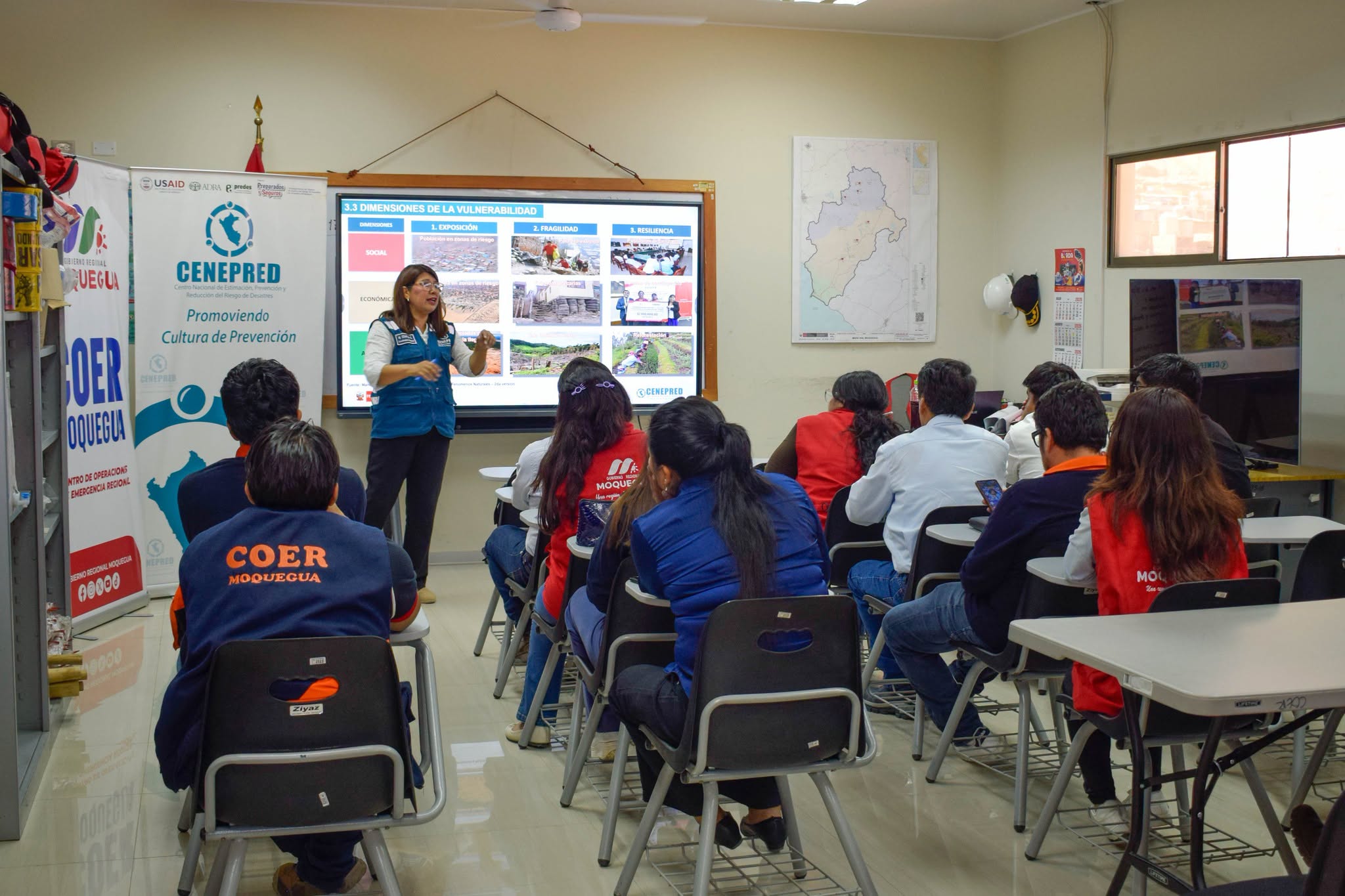 Equipo Tecnico de la DREM Moquegua fortalece capacidades tecnicas en evaluacion de riesgos de desdastres